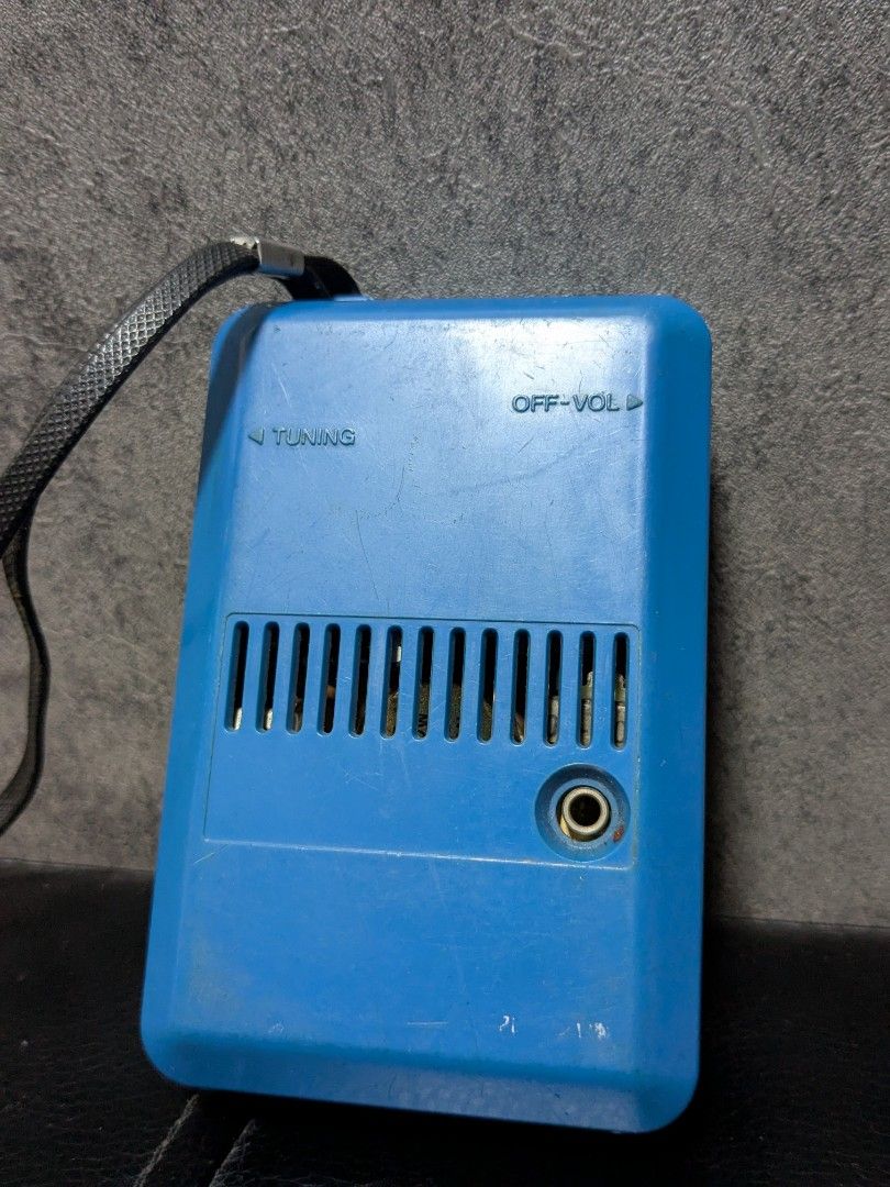Sharp BP-111 (Solid State) Pocket Radio (Category: Portable Music Players) located in Makati City. Submitted by thepatentedmill.ph (Listing ID 1448013673, Image 2). Description: - Sharp BP-111 (Solid State) Pocket Radio -1970s "pop-art" pocket radio design -6 Transistor AM receiver - Powered by AA Batteries - Good Working Condition - 8/10 Overall Cosmetics - Good for Vintage Collection, Props or Display purposes. - Price: 3,000.00 RFS: Declutteri