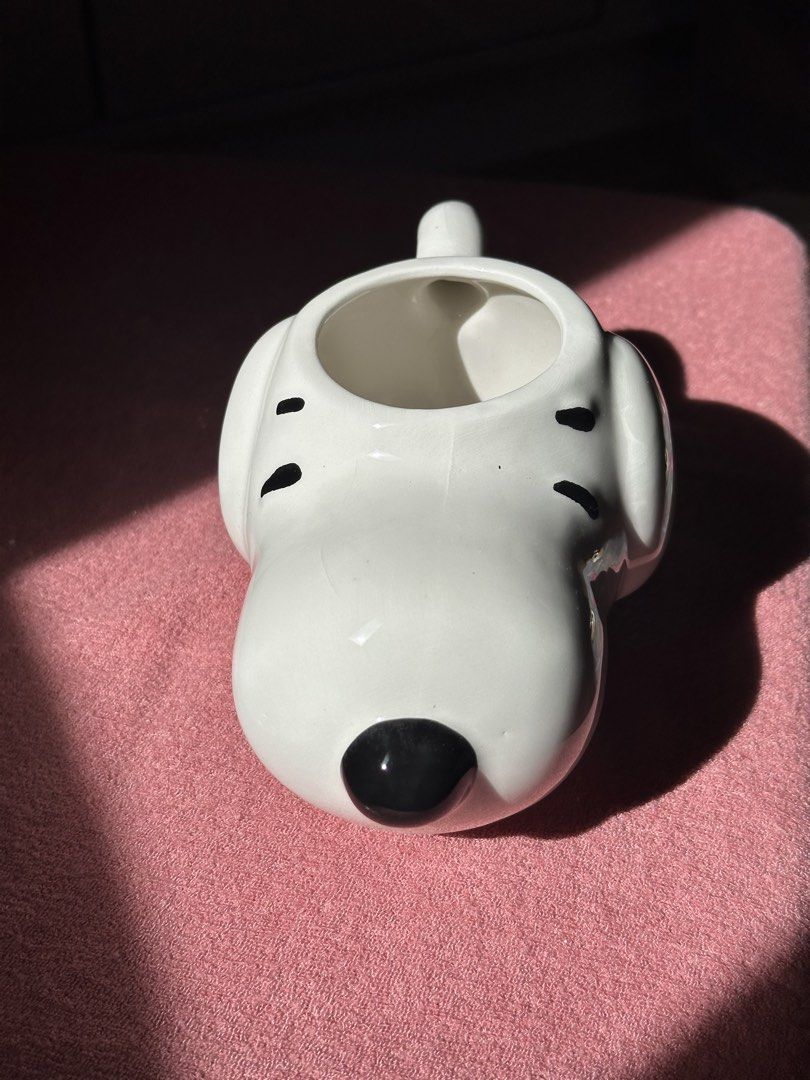 Snoopy Dog Head Mug (Category: Coffee & Tea Tableware) located in Caloocan City. Submitted by videsamaru29 (Listing ID 1448012553, Image 2). Description: My isang hugit ng crazings sa ilong .