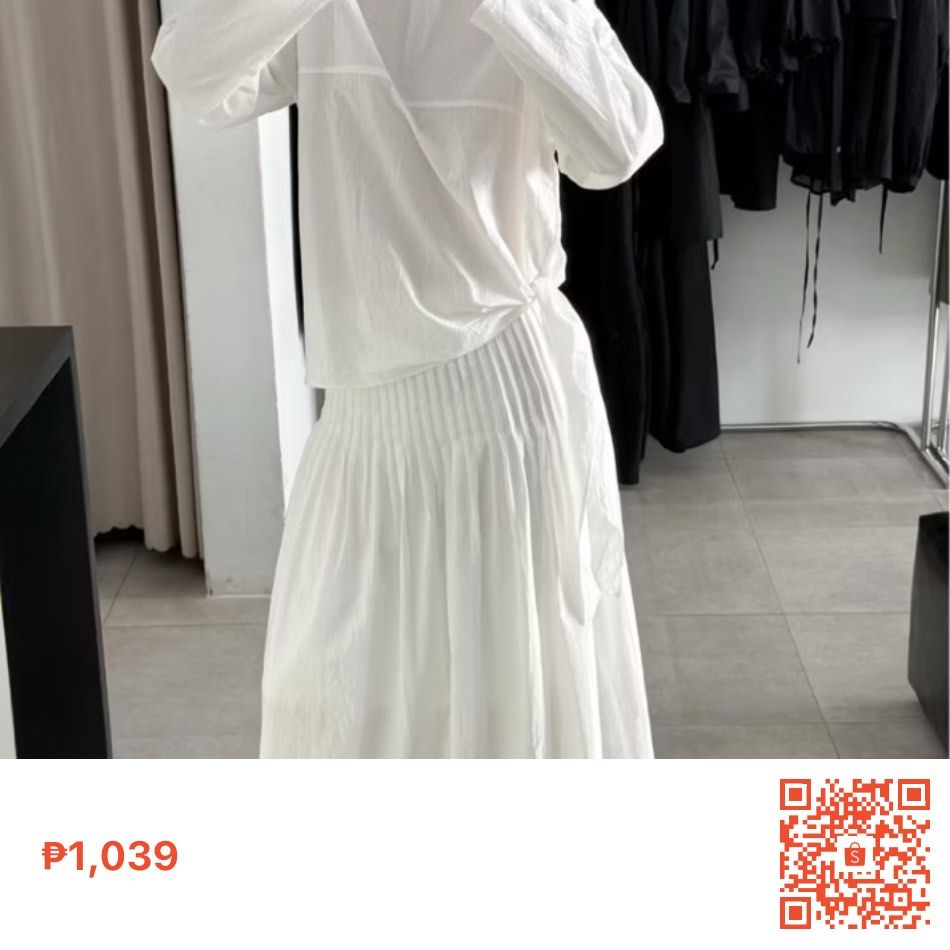 SOMS White Pleated Skirt (Category: Sets or Coordinates) located in Angeles City. Submitted by hellobeev (Listing ID 1447997652, Image 2). Description: - White pleated midi skirt - Zipper at the back - worn once - size L but my wait is 27 inches - mod j&t mop gcash/bpi .