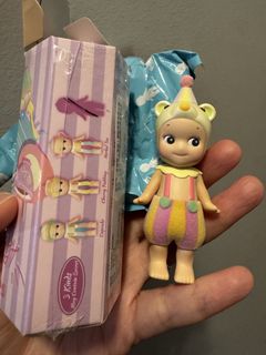 （分類：）位於 。 由 chanokwan 提交（商品編號 1448070449，圖片 1）。簡介： 。