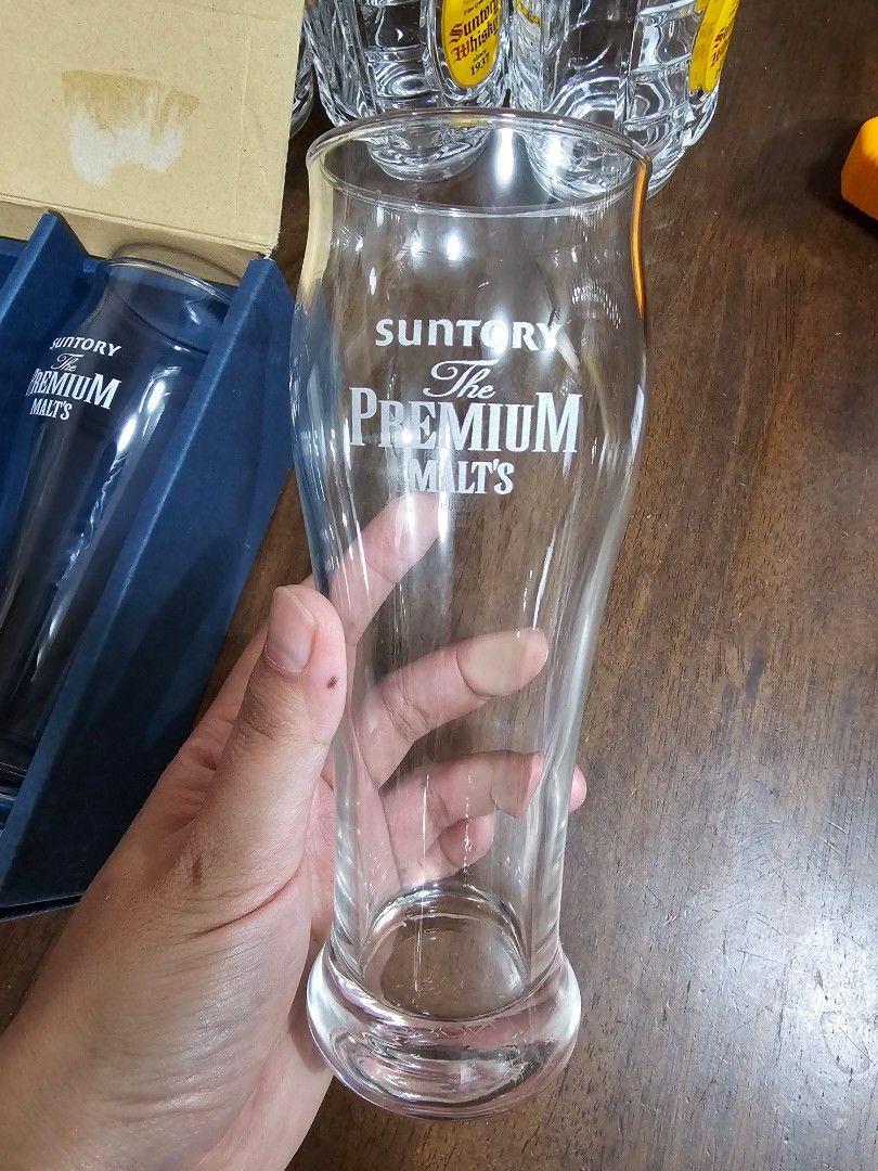 SUNTORY Beer Glass - 2 pcs (Category: Water Bottles & Tumblers) located in Quezon City. Submitted by senyoramaria (Listing ID 1447963919, Image 2). Description: SUNTORY The Premium Malts Beer Glass 2.5 inches in diameter 7.1 inches tall 2 pcs.