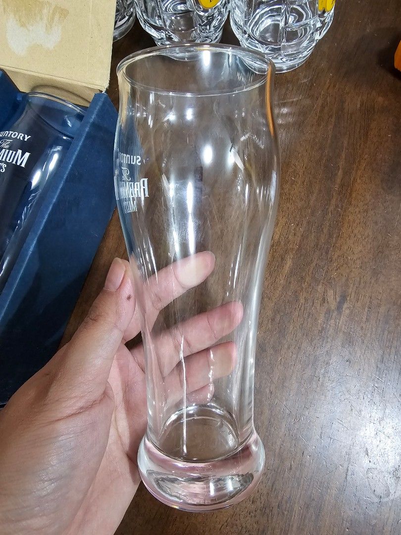 SUNTORY Beer Glass - 2 pcs (Category: Water Bottles & Tumblers) located in Quezon City. Submitted by senyoramaria (Listing ID 1447963919, Image 3). Description: SUNTORY The Premium Malts Beer Glass 2.5 inches in diameter 7.1 inches tall 2 pcs.