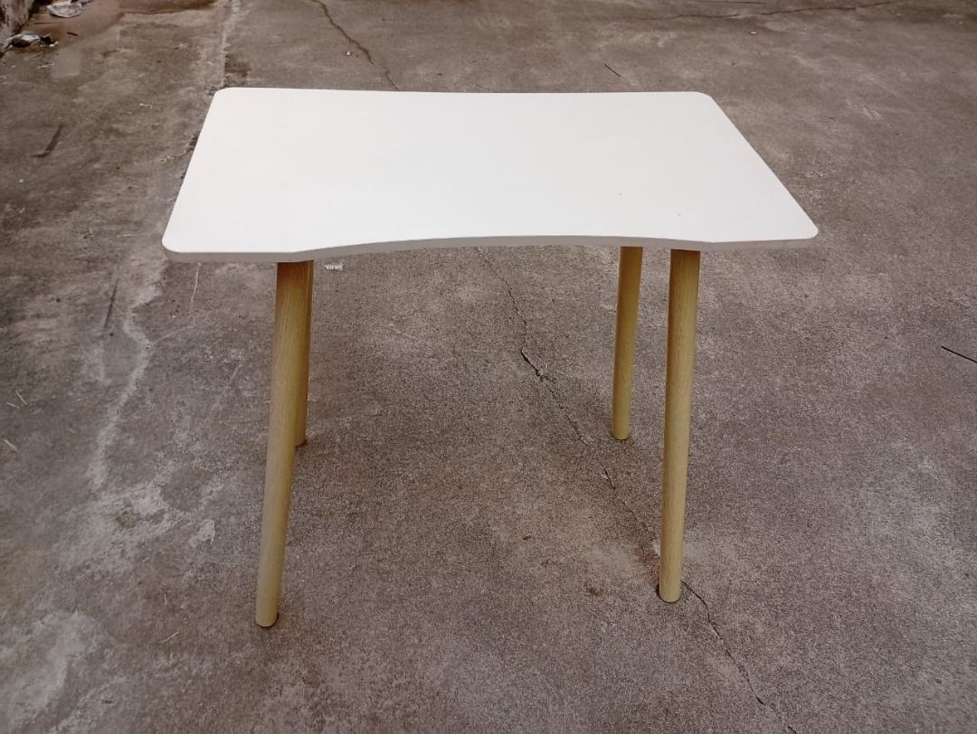 Table (Category: Tables & Sets) located in Petaling Jaya. Submitted by nm016648427690 (Listing ID 1448042199, Image 3). Description: Table Size: W,40.cm,L,70.cm,H,72.cm RM-50 Code :T-025 Stock Available : 1 Condition : Goods ** (ABOVE PRICE DOES NOT INCLUDE DELIVERY & INSTALLATION) ** We are specialist in BUY or SELL New/Used Home Furniture or Office Equipment [ Perabot Kita Furniture ] Address: L1-03 times 89 Jalan 8A/133, Taman Sri Sentosa, 580