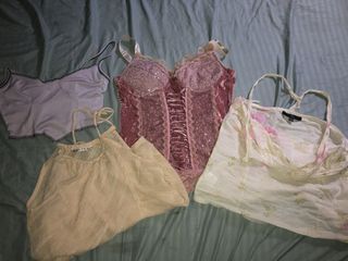 (Category: ) located in . Submitted by sophiacloset18 (Listing ID 1447948591, Image 1). Description: .