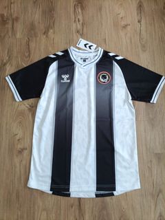 (Category: ) located in . Submitted by football_dude (Listing ID 1447952612, Image 1). Description: .