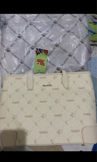(Kategori: ) berada di . Dikirim oleh prelovedmel04 (ID iklan 1448070145, Gambar 1). Deskripsi: .