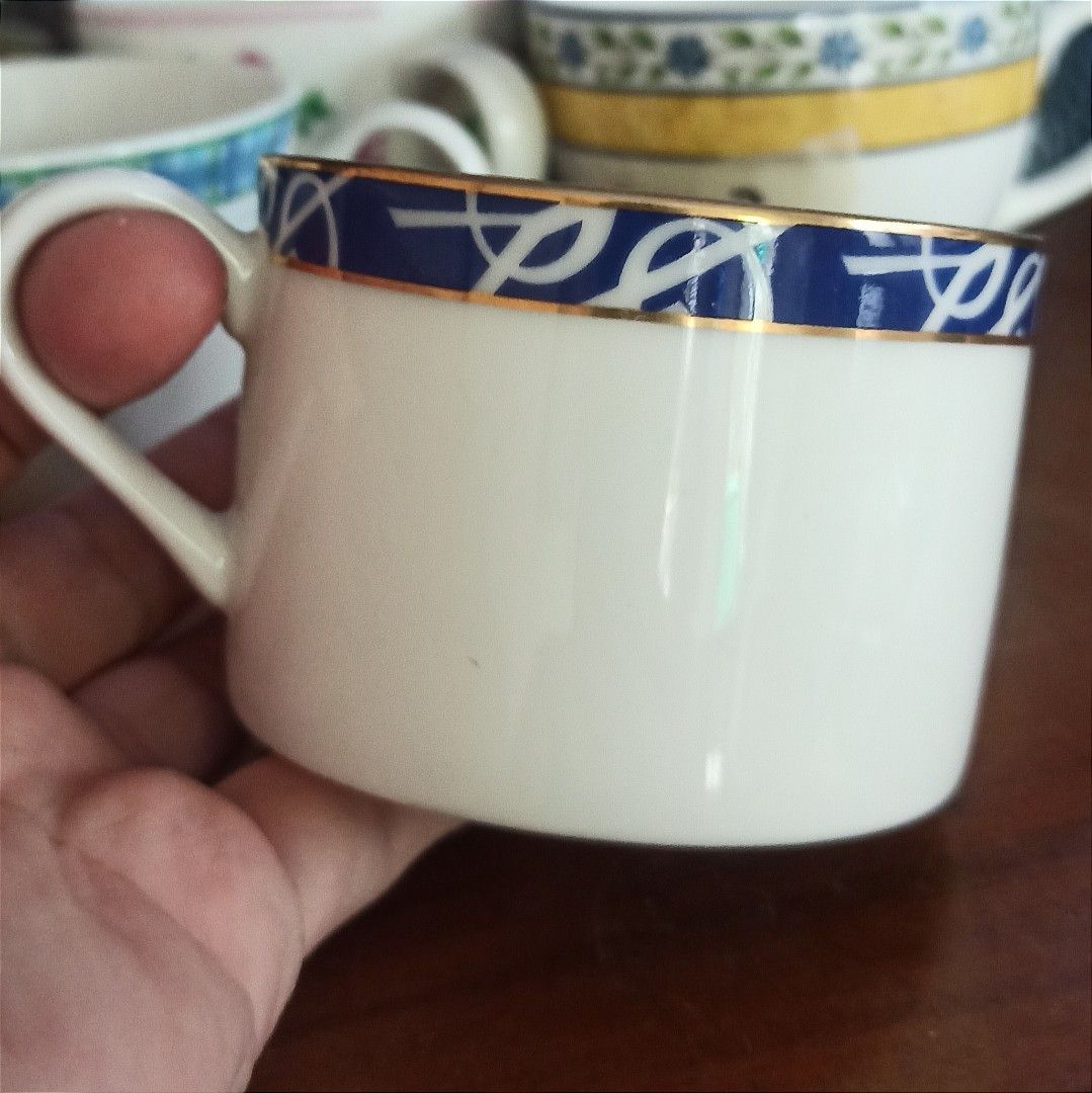 Tea cup y s l (Category: Coffee & Tea Tableware) located in Iligan City. Submitted by mei.oredalas (Listing ID 1447960453, Image 3). Description: 5.5 cm h 7.8 cm d cup only .