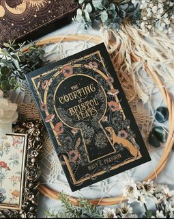 (Category: ) located in . Submitted by oddbooks (Listing ID 1448048494, Image 1). Description: .