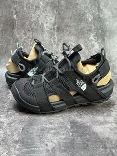 (Category: ) located in . Submitted by fashion.luxe (Listing ID 1447956890, Image 1). Description: .