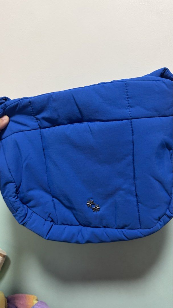 The Paper Bunny Puffer Swing - Olympia (Category: Cross-body Bags) located in Quezon City. Submitted by proudrn (Listing ID 1436369962, Image 1). Description: Brandnew with tags Never used With plastic pa yung zipper .