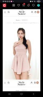 (Category: ) located in . Submitted by Vogue_Petals (Listing ID 1447972520, Image 1). Description: .