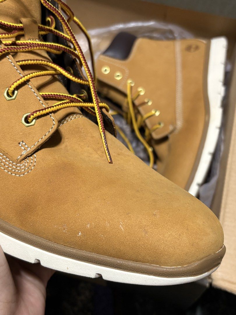 TIMBERLAND for sale po (Category: Boots) located in Iloilo. Submitted by aizobelle (Listing ID 1448073132, Image 2). Description: Rfs: need for school funds 🥹.