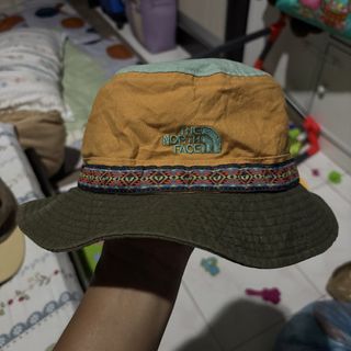 (Category: ) located in . Submitted by nasria_store (Listing ID 1447890707, Image 1). Description: .