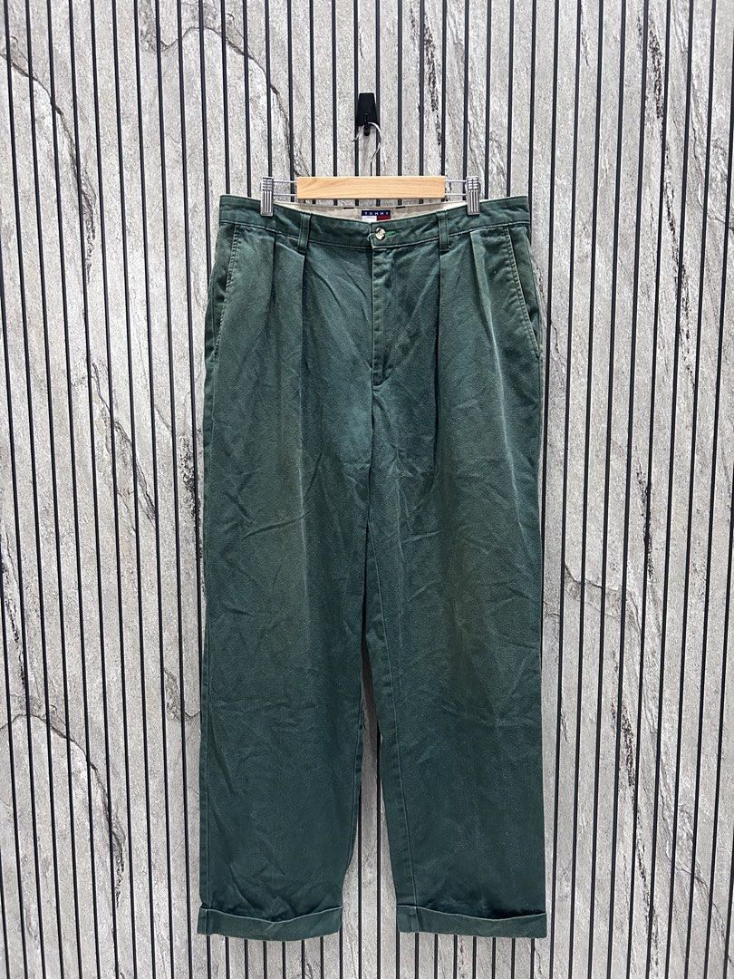 Tommy Jeans Chino Vintage (Category: Chinos) located in Malasiqui. Submitted by blckfourthrift (Listing ID 1447999067, Image 2). Description: Tommy Jeans Chino Vintage 34 on tag Waist: 33 Length: 41 Leg Opening: 8 .