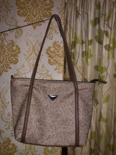 (Kategori: ) berada di . Dikirim oleh prelovedbyanandaputri (ID iklan 1447969074, Gambar 1). Deskripsi: .