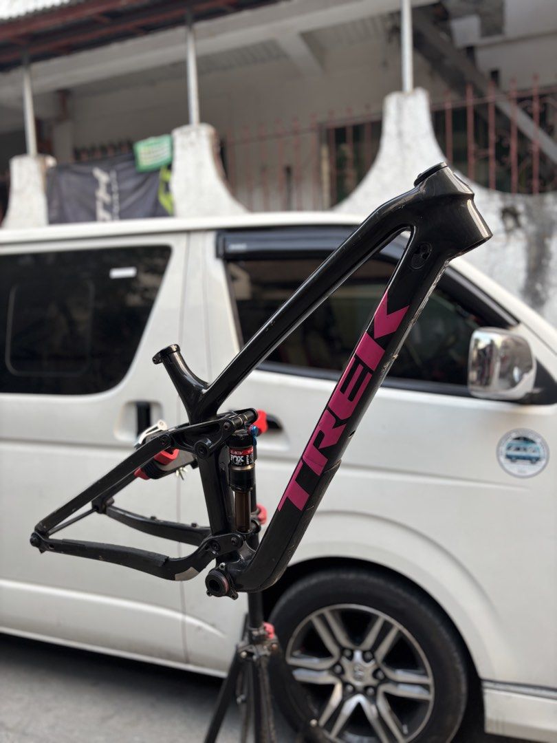 Trek Fuel Ex Project One (Category: Bicycles) located in San Mateo. Submitted by bikewheelph (Listing ID 1448037596, Image 1). Description: Trek Fuel Ex Project One Frame • 29er S-M • Fox Rear Shock • Boost Tapered • with headset, seatclamp and BB 📍 Location: San Mateo, Rizal 💳 Payment: Cash/Gcash/Bank Transfer ✈️ Courier: Lalamove/LBC/Jnt/Ap Cargo Open for shipping nationwide!.