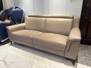 （分類：）位於 。 由 ngwai1964 提交（商品編號 1447916792，圖片 1）。簡介： 。