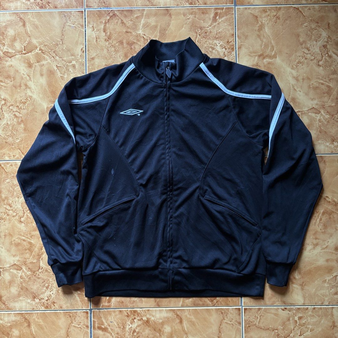 UMBRO TRACK JACKET (Category: Activewear) located in Manila. Submitted by mikodvn (Listing ID 1447981812, Image 2). Description: UMBRO TRACK JACKET SIZE MEDIUM WxL 21x25 9/10 CONDITION ISSUE: STAIN .