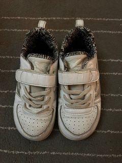 (Category: ) located in . Submitted by enchanted_wardrobe (Listing ID 1448046041, Image 1). Description: .