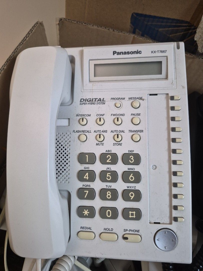 Various Panasonic Telephones501671180443985920