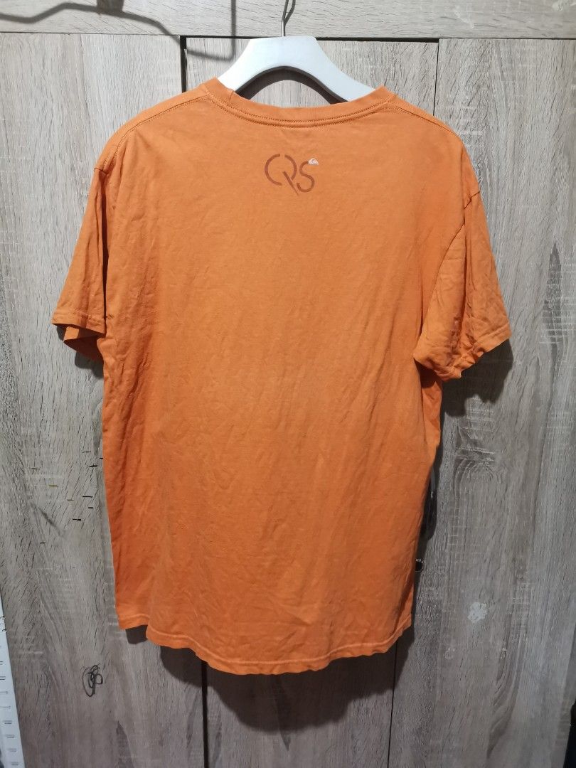 Vintage quicksilver orange t shirt (Category: Tshirts & Polo Shirts ) located in San Pedro. Submitted by thriftersthrift (Listing ID 1448075302, Image 2). Description: Width(inches) :20 Length(inches) :27 Good condition Already wash Color rate : 9.5 /10 🌵ALL ITEMS ARE FROM UKAY BALE SO MANAGE YOUR EXPECTATION 🌵 ASK SELLER FOR MORE INFORMATION COLOR MAY CHANGE TRU LIGHTING.