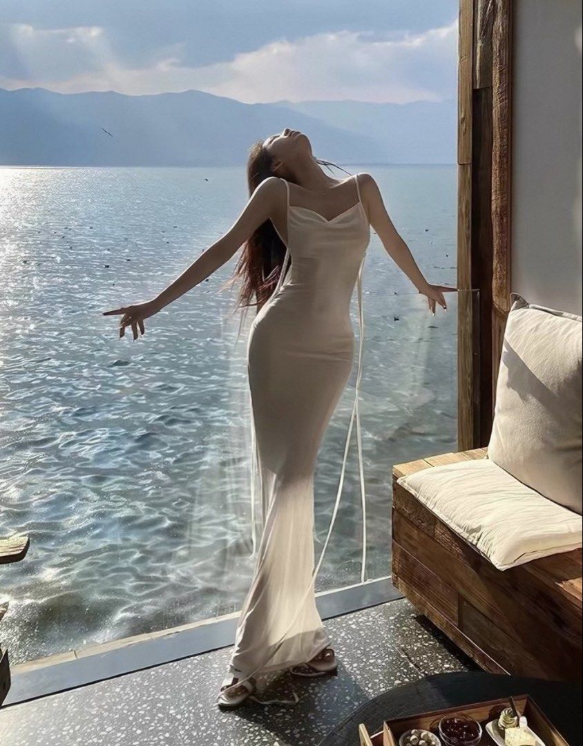White Suspender Dress Sexy Backless Summer Beach Vacation (Kategori: Gaun & Rok) berada di Jakarta Barat. Dikirim oleh andrea_e (ID iklan 1448021463, Gambar 1). Deskripsi: Ini brg baru ya, belum pernah di pake Jual krn ga cocok di aku Aku beli harga nya masih di atas 400an ya.. jual rugi aja… Cocok buat di pake pas vacation holiday, ato kondangan di bali .
