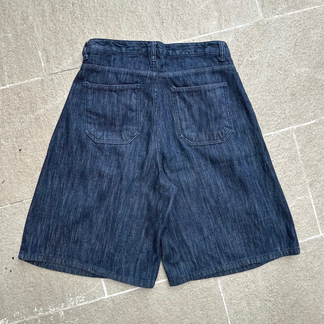Wide Leg Denim Culottes Shorts (Category: Shorts) located in Iloilo. Submitted by anonymous_ph (Listing ID 1448006101, Image 2). Description: - Dark wash denim culottes shorts - Wide leg silhouette with front pleats - Classic five-pocket styling - Button and zip closure - Comfortable and stylish for everyday wear - Ideal for warmer weather RANDOM WIDE JORTS✨ -WAISTLINE 31 -LENGTH 23 -LEG OPENING 14.5 -CR 9.5/10 EXCELLENT 799📩 .