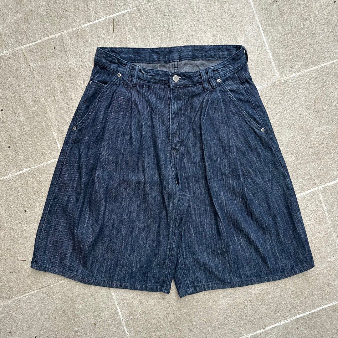 Wide Leg Denim Culottes Shorts (Category: Shorts) located in Iloilo. Submitted by anonymous_ph (Listing ID 1448006101, Image 1). Description: - Dark wash denim culottes shorts - Wide leg silhouette with front pleats - Classic five-pocket styling - Button and zip closure - Comfortable and stylish for everyday wear - Ideal for warmer weather RANDOM WIDE JORTS✨ -WAISTLINE 31 -LENGTH 23 -LEG OPENING 14.5 -CR 9.5/10 EXCELLENT 799📩 .