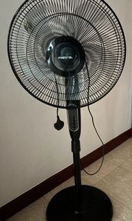 (Category: ) located in . Submitted by Stuff_It (Listing ID 1448000065, Image 1). Description: .