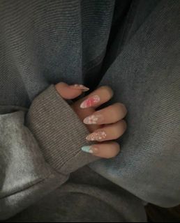 （分類：）位於 。 由 s0mi_ 提交（商品編號 1448055317，圖片 1）。簡介： 。