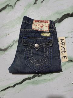(Category: ) located in . Submitted by thriftchubs (Listing ID 1447940101, Image 1). Description: .