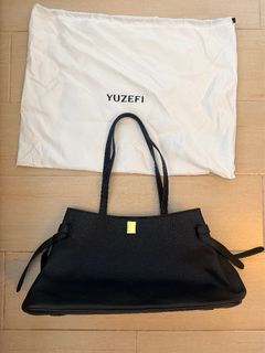 (Category: ) located in . Submitted by bbagsandpreloved (Listing ID 1447886048, Image 1). Description: .