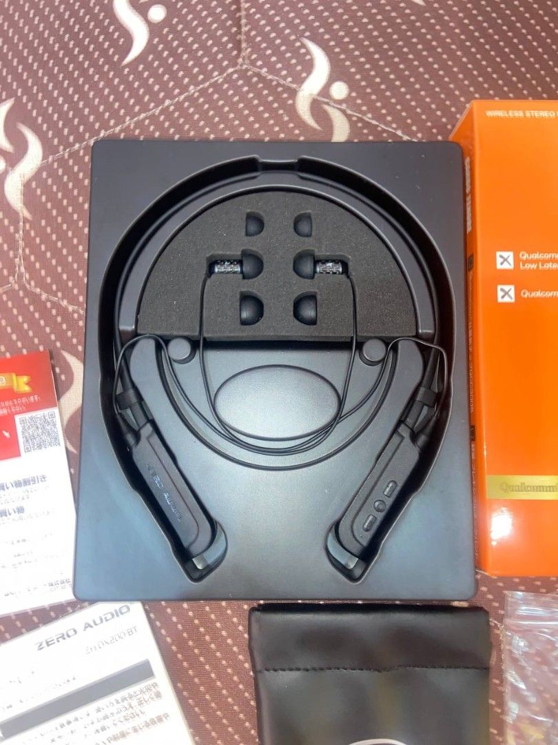 ZERO AUDIO Carbo Tenore Wireless Bluetooth Earphones (Category: Earphones) located in Makati City. Submitted by mistyriver_09 (Listing ID 1447929001, Image 2). Description: ZERO AUDIO Carbo Tenore wireless earphones. Bluetooth connectivity. Includes charging cable and carrying pouch. Also comes with extra ear tips and manuals. Everything is in the box. Loc. Taguig City.