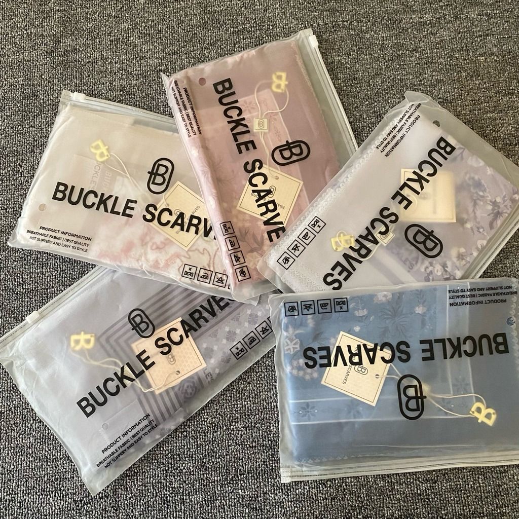 0859-5471-4229 Grosir (10 Pouch) Buckle Scarves Emboss Segi Empat Hijab Voal (Kategori: Olshop Muslim) berada di Jakarta Barat. Dikirim oleh adhteknik230335 (ID iklan 1448090801, Gambar 2). Deskripsi: Tampil anggun dan rapi dengan Buckle Scarves Emboss Segi Empat Hijab Voal. Terbuat dari bahan voal emboss premium yang adem, ringan, tidak mudah kusut, dan nyaman dipakai untuk aktivitas sehari-hari maupun acara spesial. Cocok untuk dijual kembali k