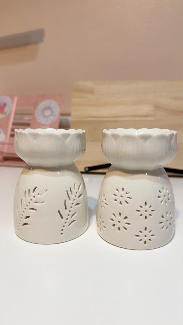 *SALE* 2PC BANGKOK White ivory ceramic glazed essential oil/wax burner diffuser decorative (Category: Home Fragrance) located in Makati City. Submitted by closetsquad (Listing ID 1448272437, Image 3). Description: ☀️ GARAGE SALE! Well-loved items ☀️ Condition: 10/10 ☀️ RFS: Need funds for my cat ⬇️⬇️⬇️ PLS READ ⬇️⬇️⬇️ 🌺 NO returns / NO refunds / NO swaps 💸 MOP: BPI / GCASH only 🚚 95 SF MM / 120 GMM & LUZ / 150 VISMIN 🛵 NO picking of courier /