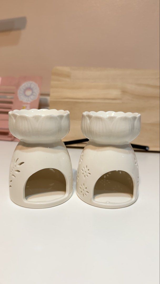 *SALE* 2PC BANGKOK White ivory ceramic glazed essential oil/wax burner diffuser decorative (Category: Home Fragrance) located in Makati City. Submitted by closetsquad (Listing ID 1448272437, Image 1). Description: ☀️ GARAGE SALE! Well-loved items ☀️ Condition: 10/10 ☀️ RFS: Need funds for my cat ⬇️⬇️⬇️ PLS READ ⬇️⬇️⬇️ 🌺 NO returns / NO refunds / NO swaps 💸 MOP: BPI / GCASH only 🚚 95 SF MM / 120 GMM & LUZ / 150 VISMIN 🛵 NO picking of courier /