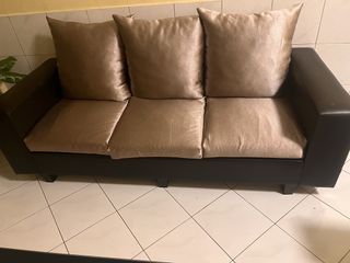 (Category: ) located in . Submitted by anushanantha (Listing ID 1448150122, Image 1). Description: .