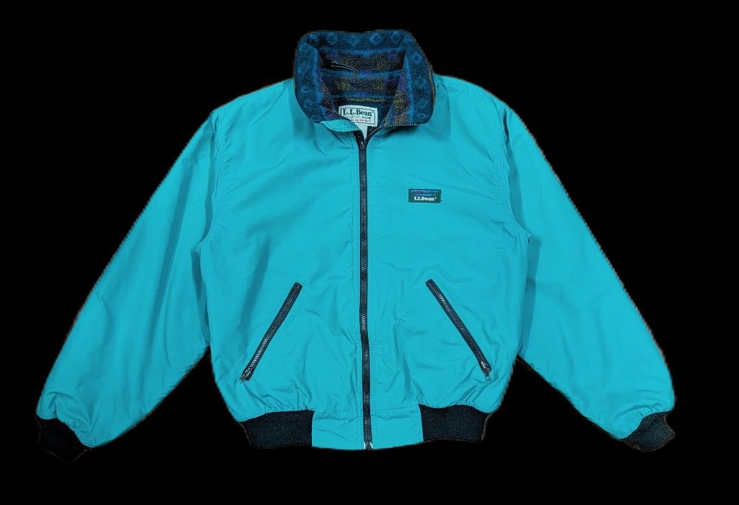 90s LL Bean Aztec Warm Up Jacket (Category: Coats, Jackets and Outerwear) located in Kuala Lumpur. Submitted by ivyboy (Listing ID 1448264012, Image 1). Description: made In UsA condition 8/10 2 Pin Hole RM50 Siap pos semenanjung bukan jualan untung beli Porsche.