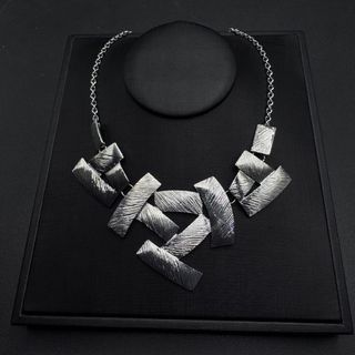 由 goodvibescollection (刊登 ID 1448190060，圖片 1) 提交，位於 的 (類別：)，說明：。