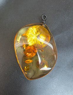 （分類：）位於 。 由 silvercatcat 提交（商品編號 1448132330，圖片 1）。簡介： 。