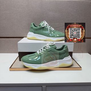 (Category: ) located in . Submitted by shoes.locker (Listing ID 1448221638, Image 1). Description: .