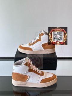 (Category: ) located in . Submitted by shoes.locker (Listing ID 1448209498, Image 1). Description: .