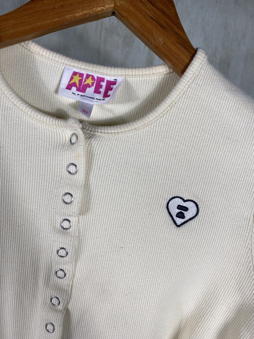 Aape Womens Top (Category: Longsleeves) located in Cabanatuan. Submitted by luwer (Listing ID 1448216666, Image 2). Description: Aape Crop top Longsleeve In good condition need wash check all pictures details.