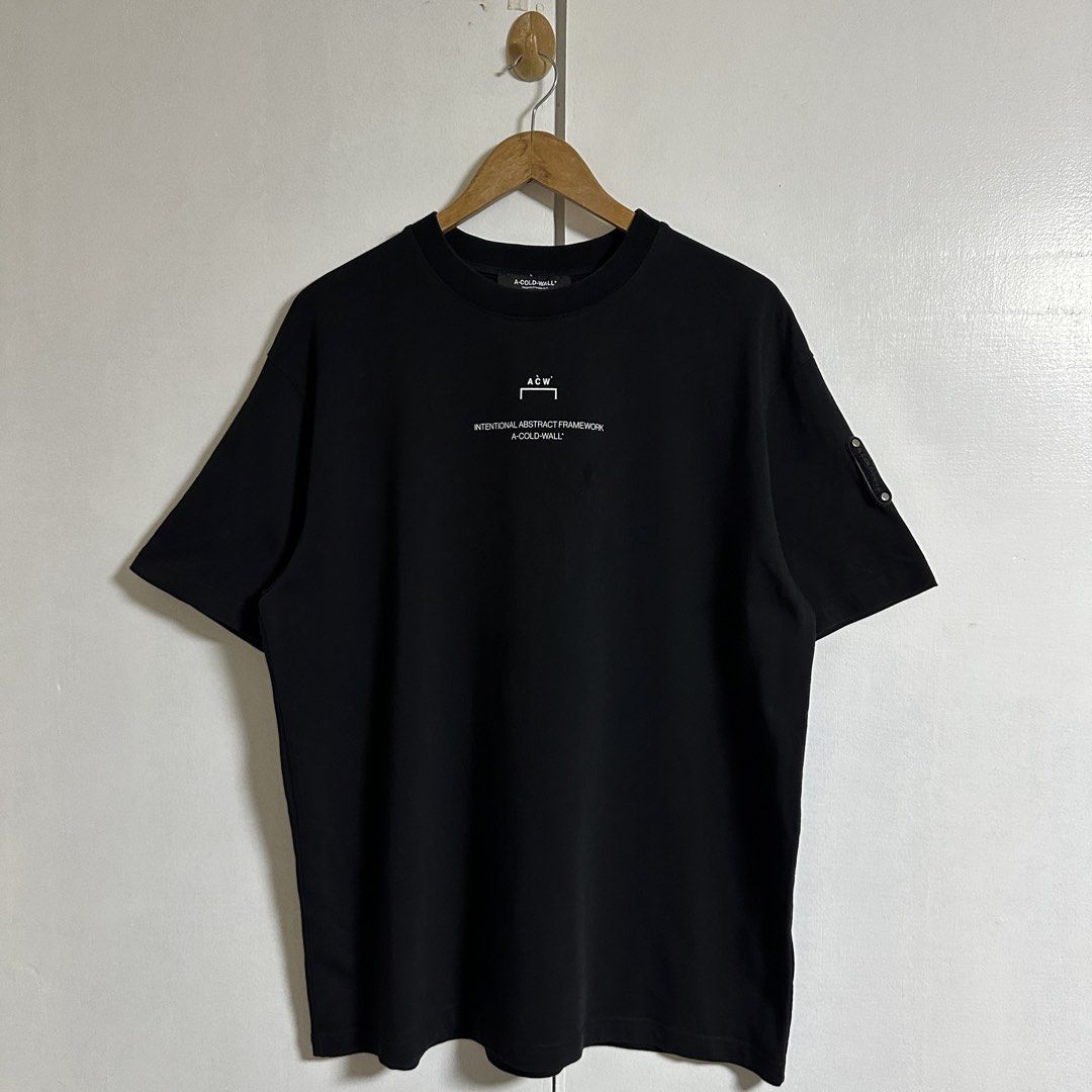 A-COLD-WALL* BRUTALIST T-shirt - Black (Category: Luxury Apparel) located in General Trias. Submitted by seconddegreeco (Listing ID 1448230371, Image 3). Description: A-COLD-WALL* BRUTALIST T-SHIRT - BLACK By Samuel Ross Large 29.5 length 23.5 width Excellent ‼️ No issue.
