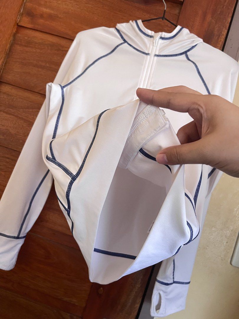 Adidas Drifit Hoodie Jacket (Category: Activewear) located in Baler. Submitted by declutterwithrhys (Listing ID 1448110998, Image 3). Description: FOR SALE (PLEASE MAKE READING A HABIT) ADIDAS FULL ZIP DRIFIT HOODIE JACKET COLOR WHITE WITH BLUE LINING LIKE NEW CONDITION COLOR RATE 9.5/10 WIDTH 17 TO 19 INCHES | LENGTH 23 INCHES AUTHENTIC | ORIGINAL BEST FIT SIZE EXTRA SMALL TO MEDIUM BODY FRAME KINDLY CHECK THE PHOTOS FOR THE COMPLETE DETAILS WAS