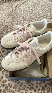 (Kategori: ) berada di . Dikirim oleh mysecondstuffhere (ID iklan 1448149299, Gambar 1). Deskripsi: .