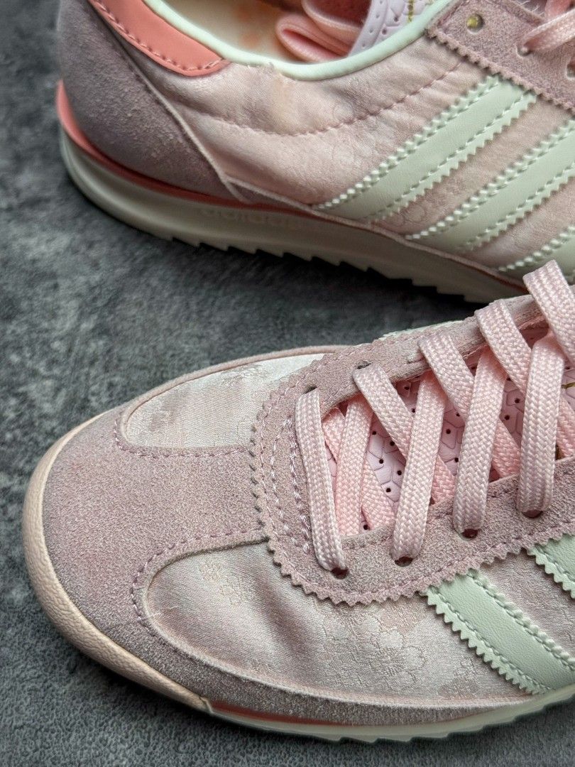 Adidas SL 72 RS W (Category: Sneakers) located in Kuala Lumpur. Submitted by khai.uasneakers (Listing ID 1448184262, Image 2). Description: ✅ Euro 36–40 In Stock ✅ Shipping Included (West Malaysia) 📦 Properly packed before dispatch. 📸 Real product images uploaded. 📬 Message for availability details. Ref: S36JED145HDH.