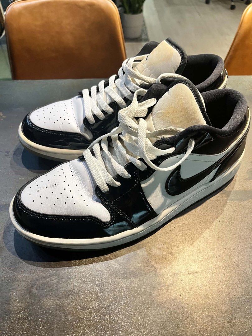 Air Jordan 1 Low SE “Concord” (Category: Sneakers) located in Paranaque City. Submitted by ghetomi_448 (Listing ID 1448098552, Image 3). Description: - Air Jordan 1 Low SE “CONCORD” - Size: US 10 - Colorway: Black and White - Material: Patent Leather - Style: Classic silhouette, great for everyday wear or collection.