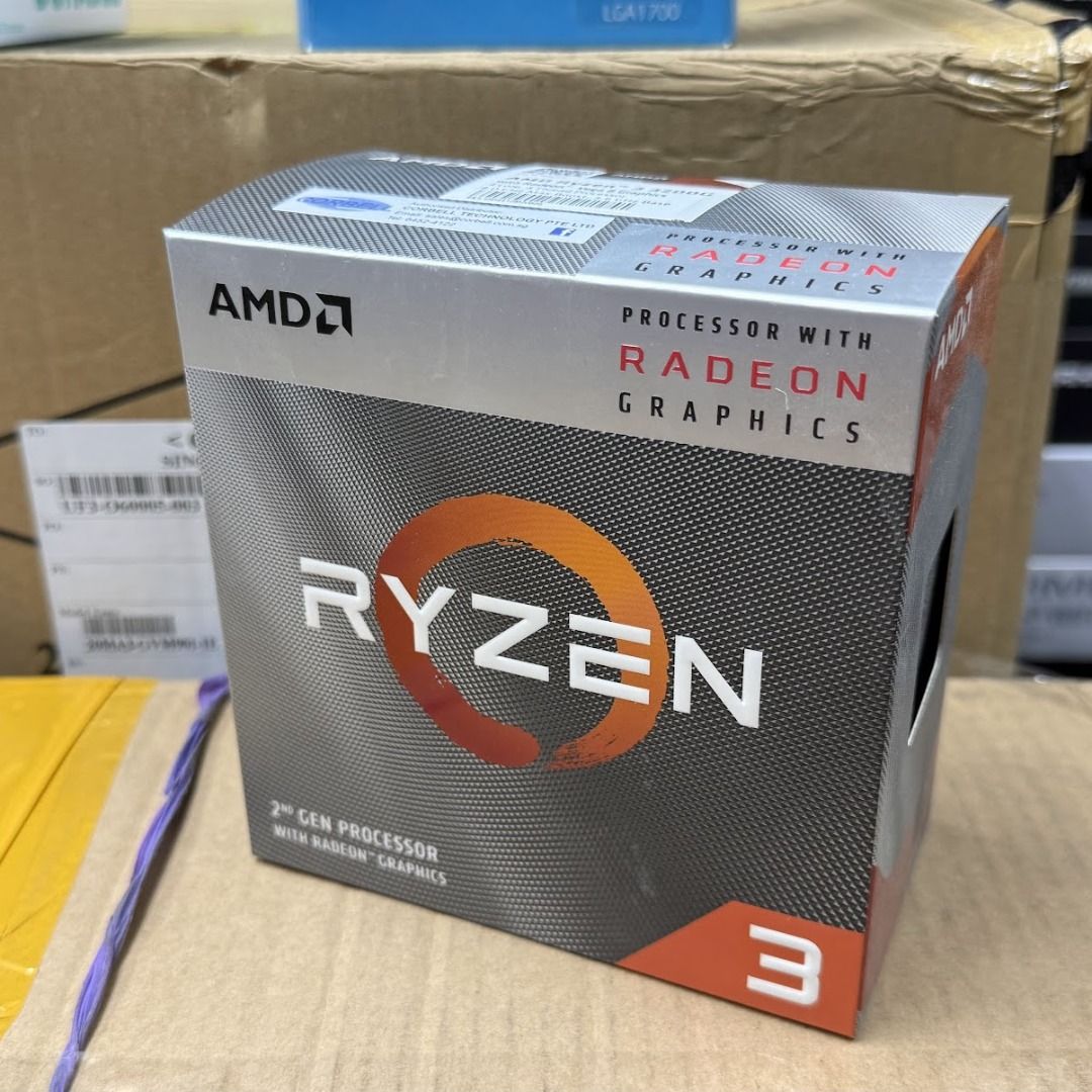 AMD Ryzen™ 3 3200G YD3200C5FHBOX