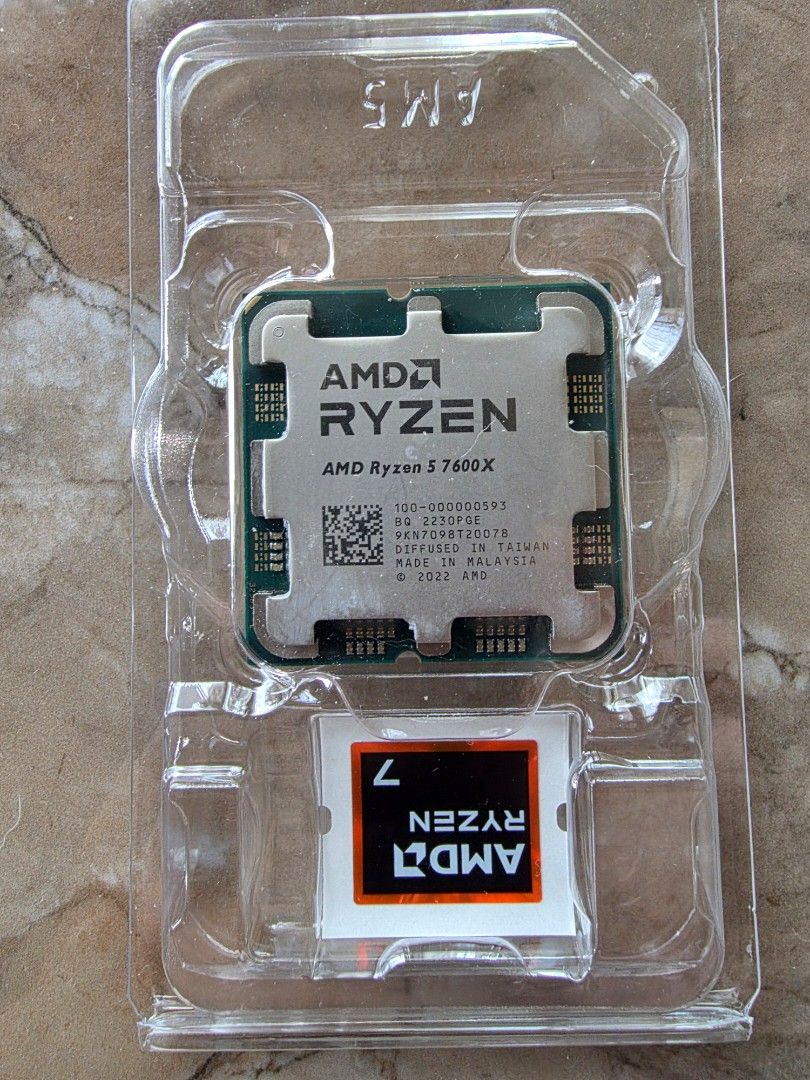 AMD Ryzen 7 7600X Processor502725009379829760